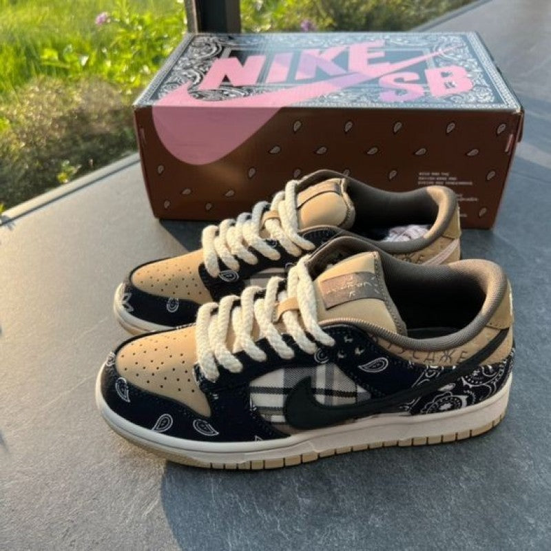 Travis SCOTT X SB DUNK LOW BANDANA