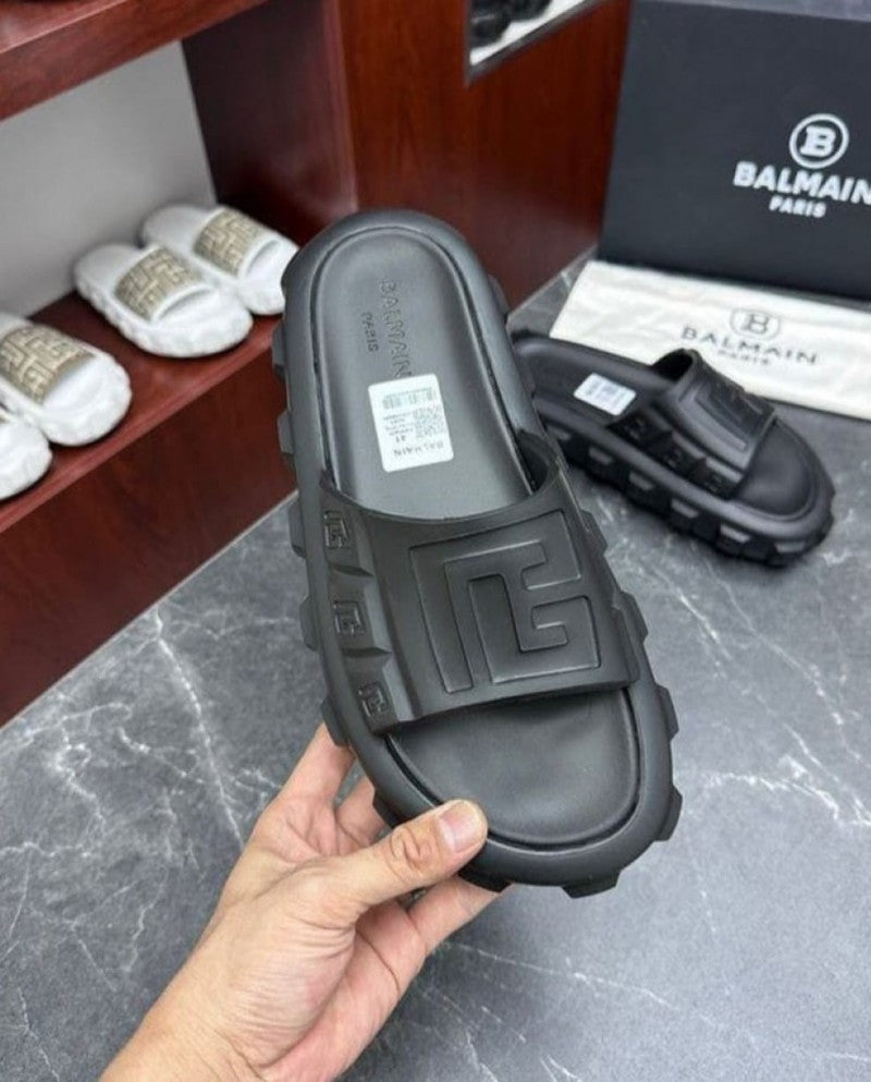 BALMAI N EMBOSSED SLIDE OG BOX BLACK