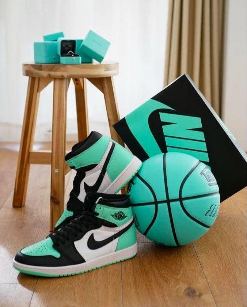 AIR JORDAN 1 HIGH OG GREEN GLOW