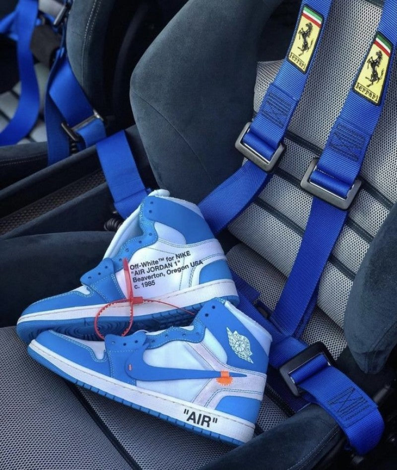 AIR JORDAN 1 x OFF WHITE UNIVERSITY BLUE