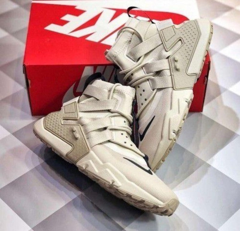 NIKKE HUARACHE GRIPP GS DESERT
