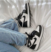 AIR JORDAN RETRO 1 HIGH PANDA WOMENS SEMI UA
