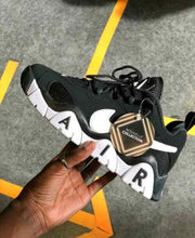 Nik_E air barrage low black (101)