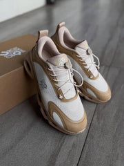 On CloudSolo x Loewe Biege