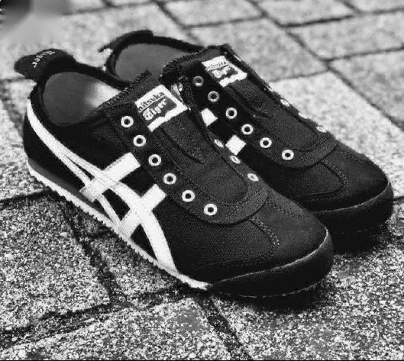 Onitsuka Tiger Slip On Black White