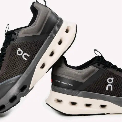 ON Cloud nova X Trainers