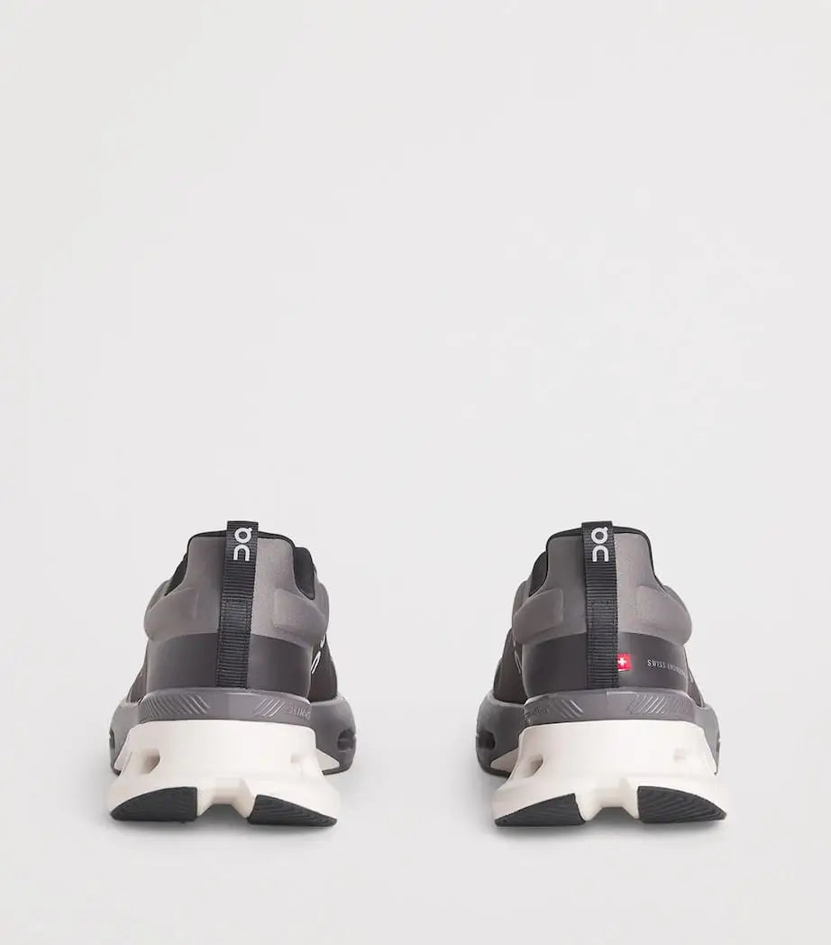 ON Cloud nova X Trainers