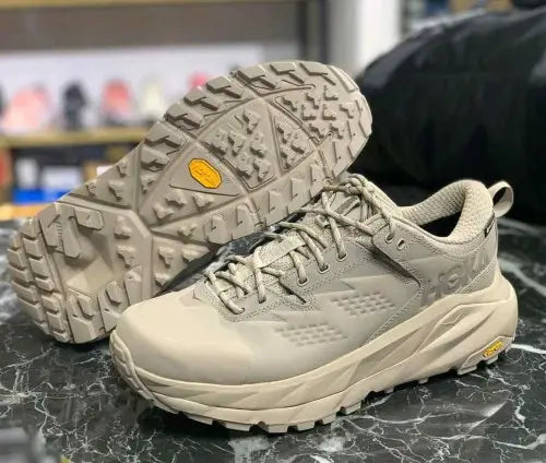 Hoka One Kaha Low Gore-Tex