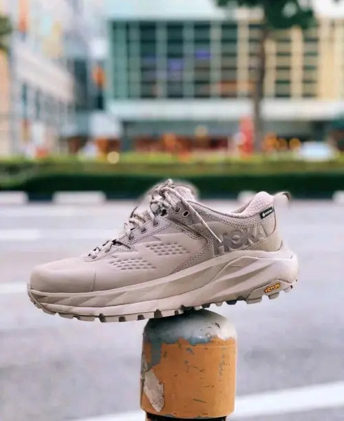 Hoka One Kaha Low Gore-Tex