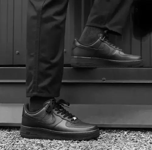 Nike Airforce 1 Low BLACK PURE LEATHER With Dust Bag Hand Carry Bag Tag Bill (FIX)