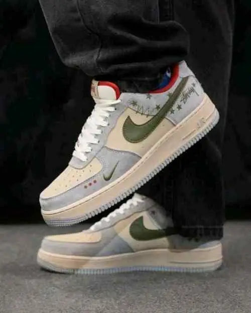 Nikee AirForce 1 X Stussy Grey Red