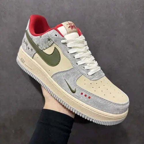 Nikee AirForce 1 X Stussy Grey Red