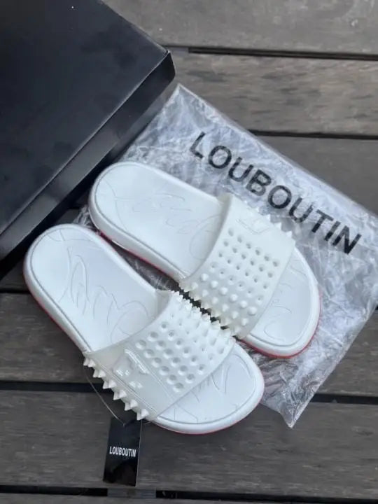 Christian_Louboutin_Take It Easy White Premium Slide