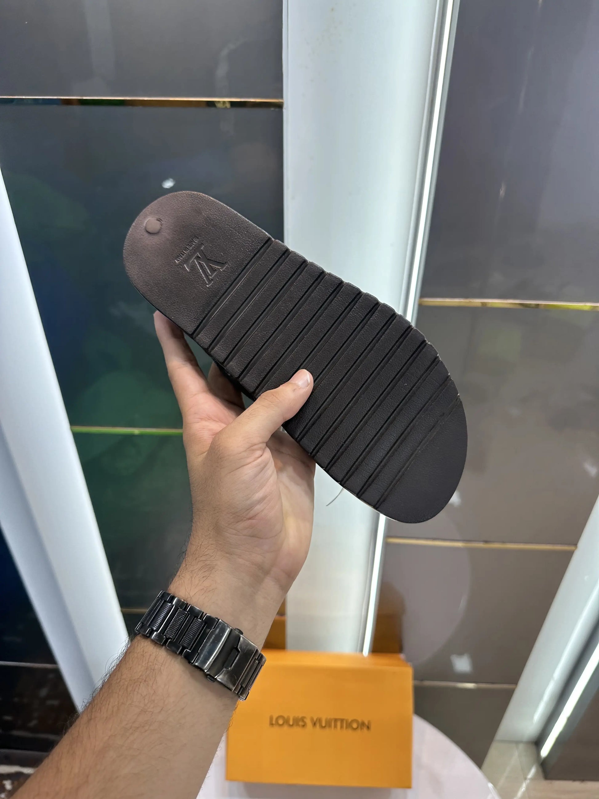 Louis_Vuitton Oasis Waterfront Mule Brown