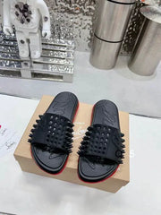 Christian_Louboutin_Take It Easy Black Premium Slide