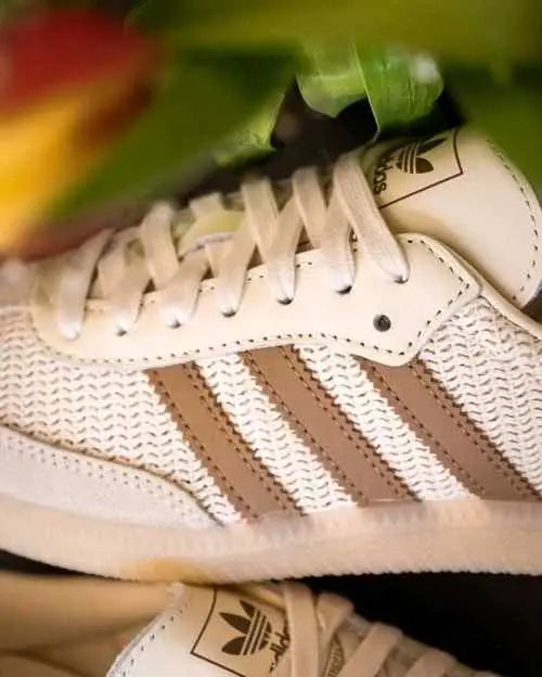 Adidass Samba OG Cream White Cardboard Crystal Sand