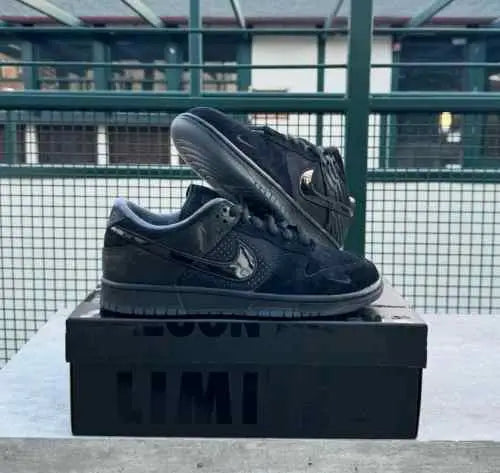 Nikee dunk ducks of a feather black university of oregon pe low