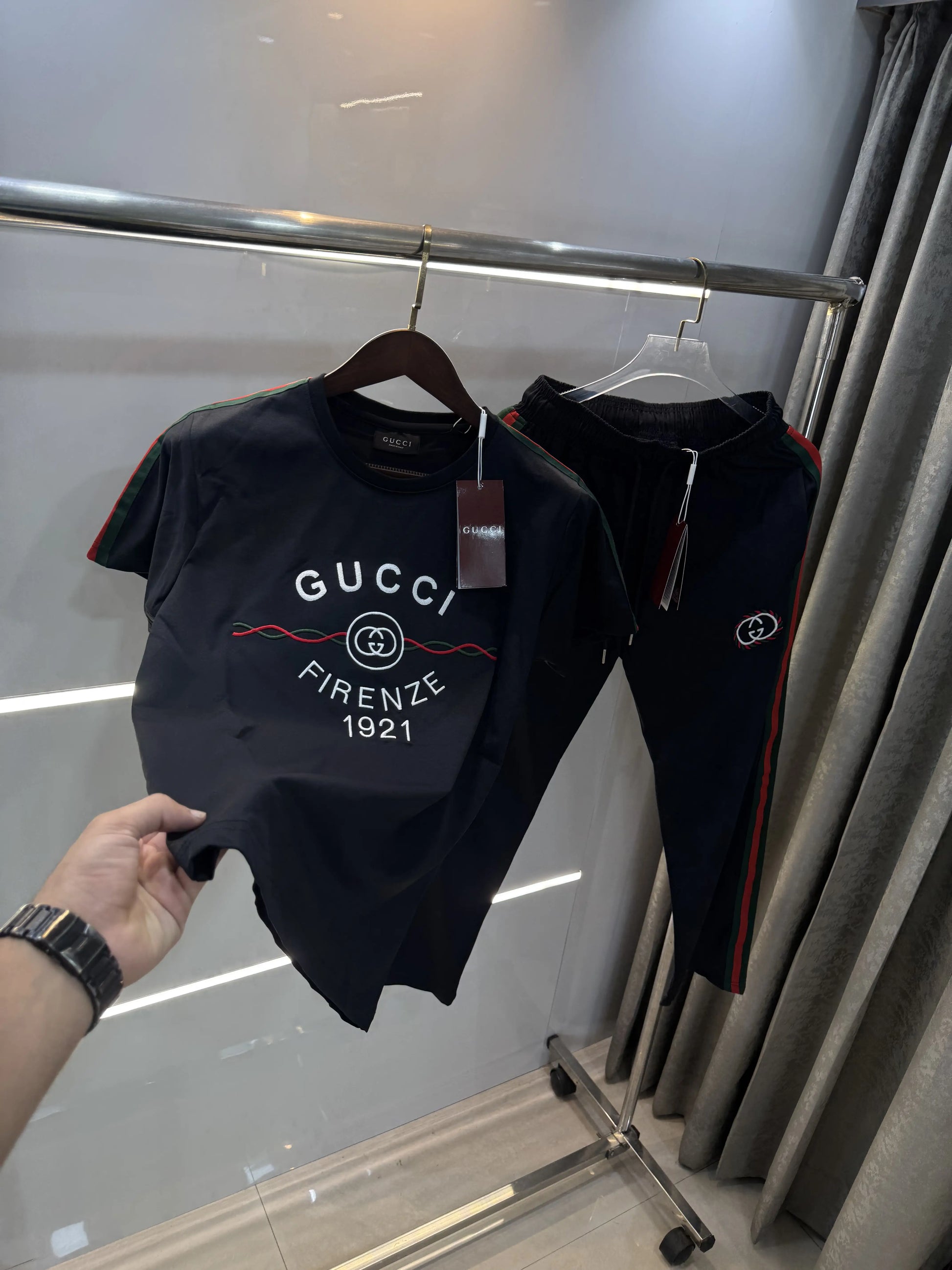 Gucci Black Logo Work Premium Cord Set