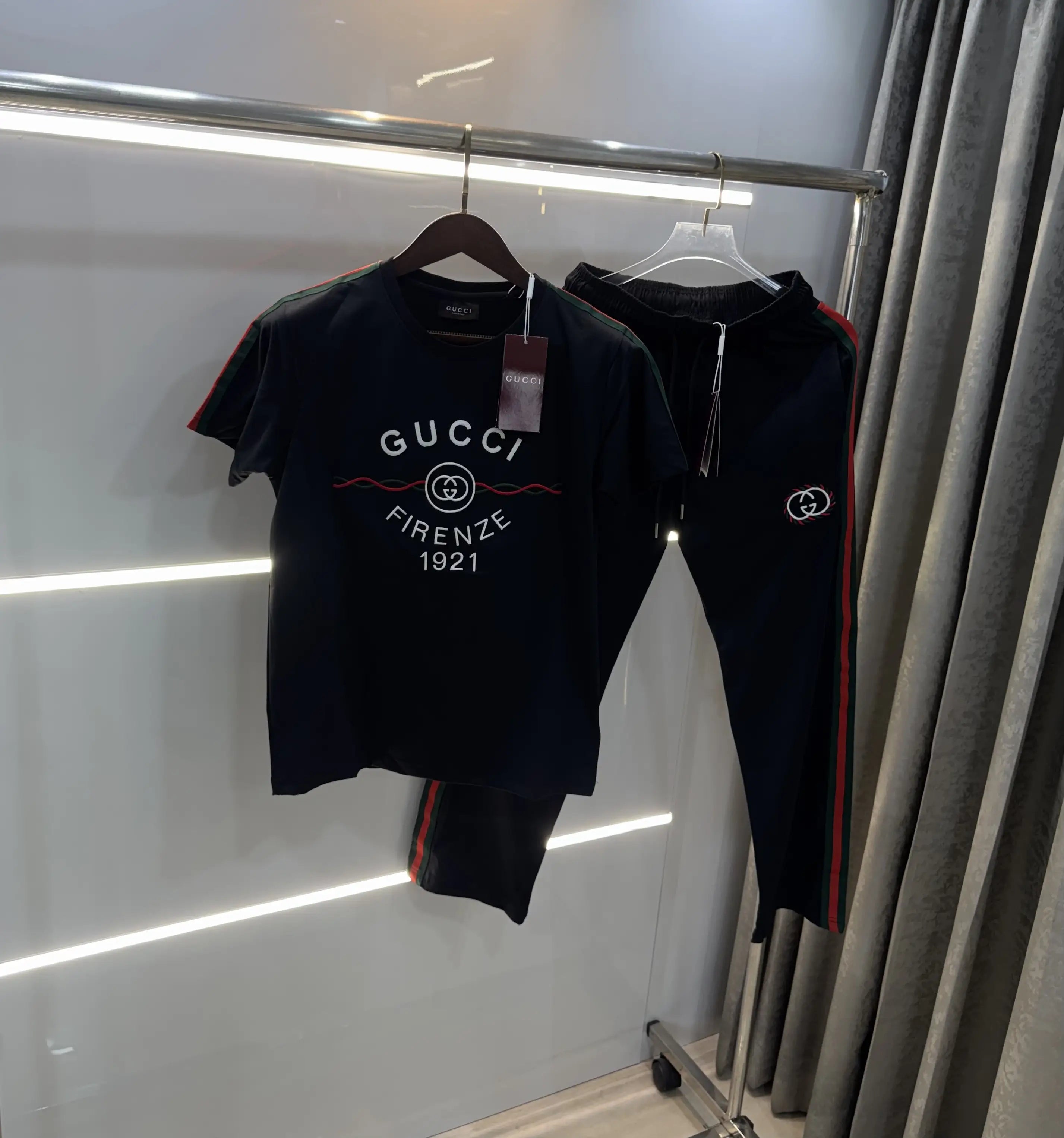 Gucci Black Logo Work Premium Cord Set