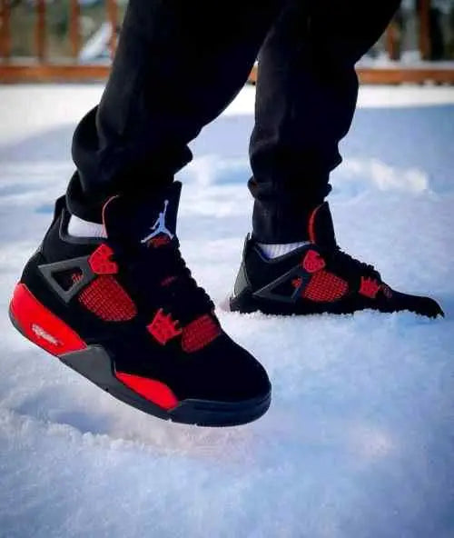 Jordan Retro 4 Red Thunder Semi UA