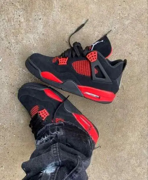 Jordan Retro 4 Red Thunder Semi UA