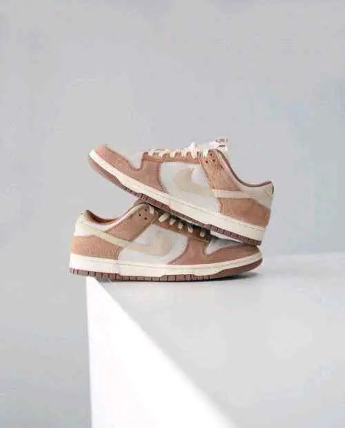 Nikee sb dunk low medium curry