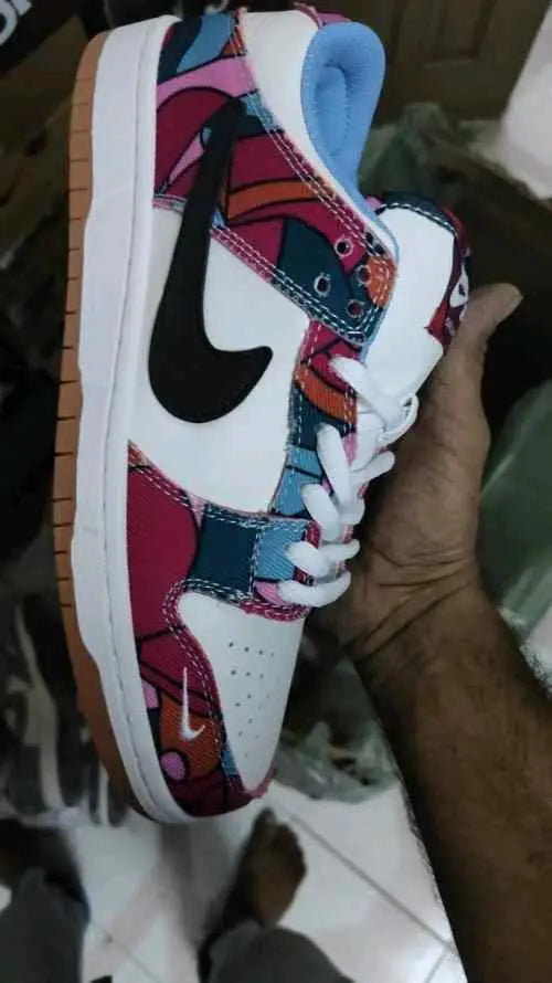 nikee sb dunk low pro parra