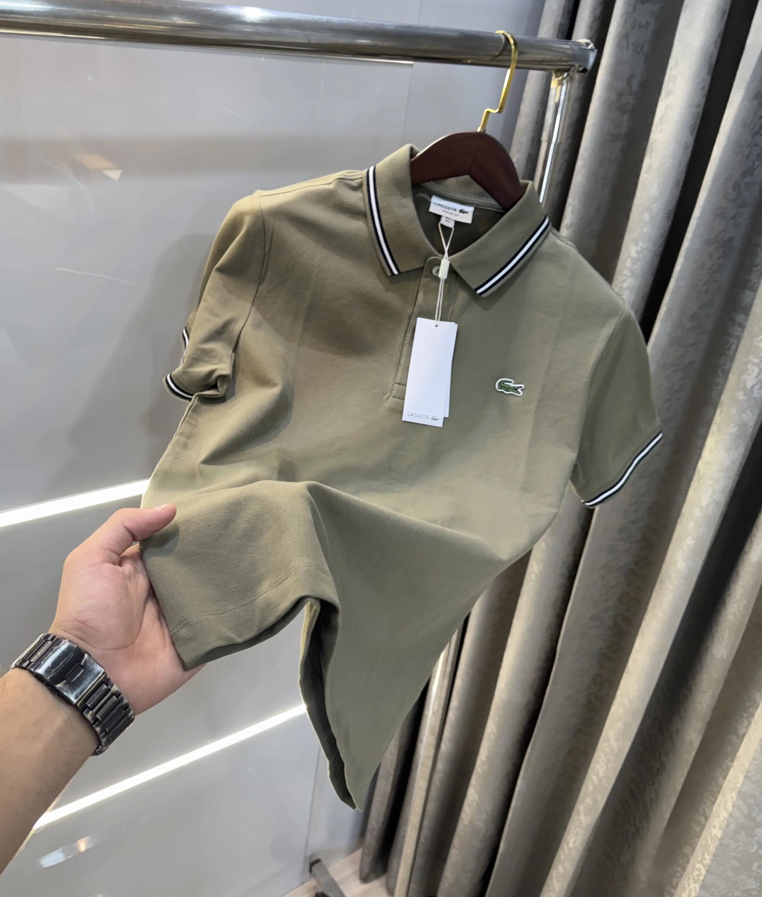 Lacost e Olive Embroidery Logo Premium Polo T-Shirt