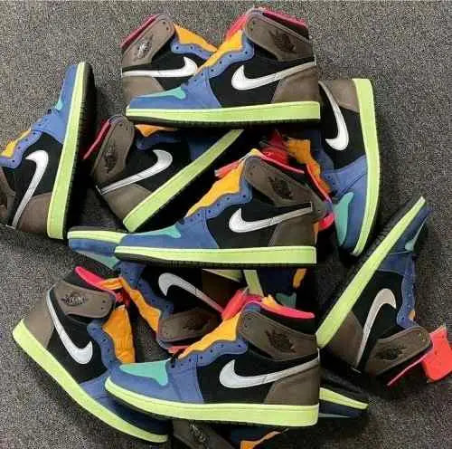 Nikee Air Jordan Retro 1 High BIO HACK SEMI UA