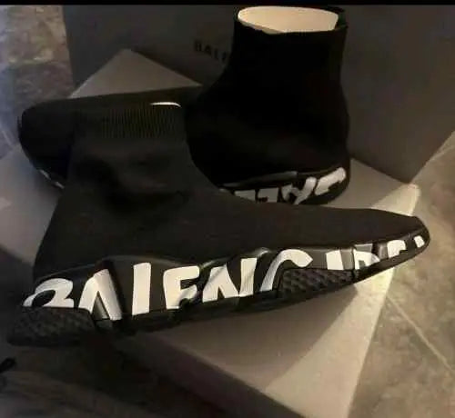 Balenciagaa Speed Runners Graffi black