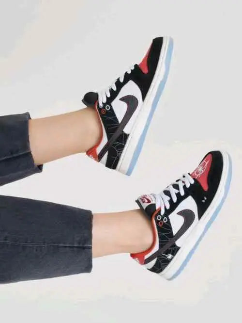 Nikee SB Dunk Low Spiderman Miles Morales