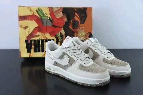 NIKEE AIRFORCE 1 LOW AKIRA 2025