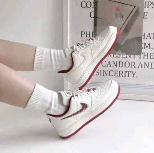 Nikee Airforce 1 Valentine s Day 2025 for her