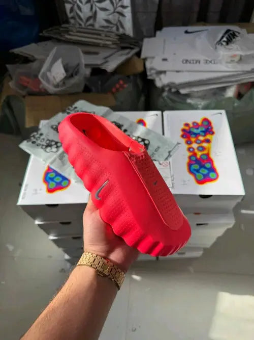 Nikee Mind 001 Mules In Solar Red Fix