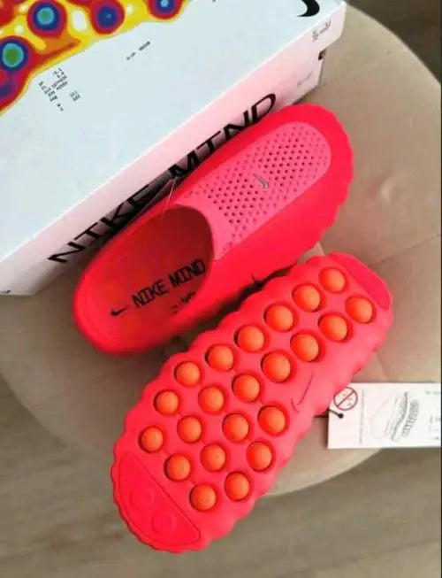 Nikee Mind 001 Mules In Solar Red Fix