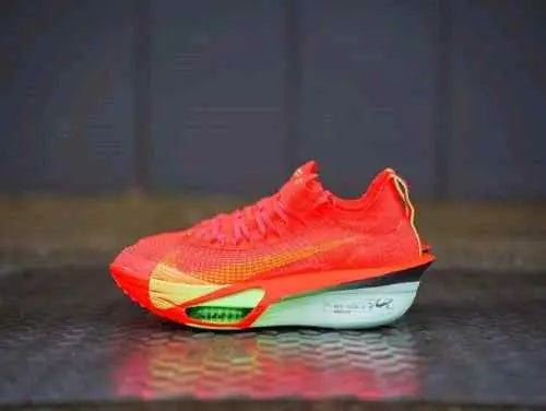 Nikee Air Zoom AlphaFly Next Bright Crimson Lime Blast