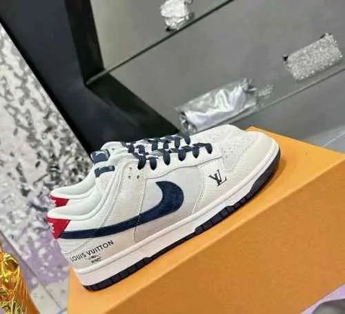 louiss vuitton x nikee sb dunk low