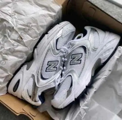 Neww Balance 530 WHITE NAVY