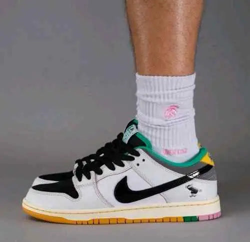 nikee sb x csef dunk low pro shoes summit white black white iron