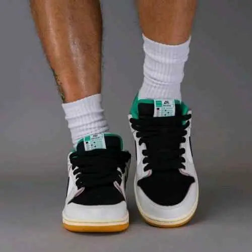 nikee sb x csef dunk low pro shoes summit white black white iron