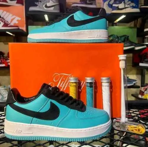 nikee airforce 1 x tiffany green