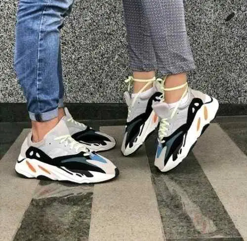 adidass yeezy 700 wave runner