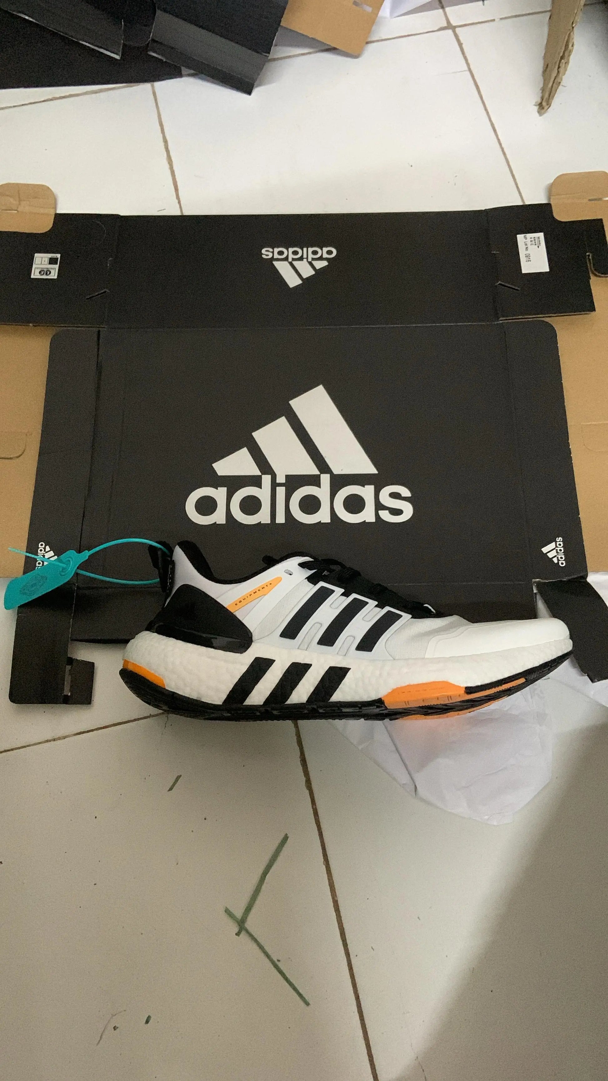 ADIDAS EQUIPMENT PLUS