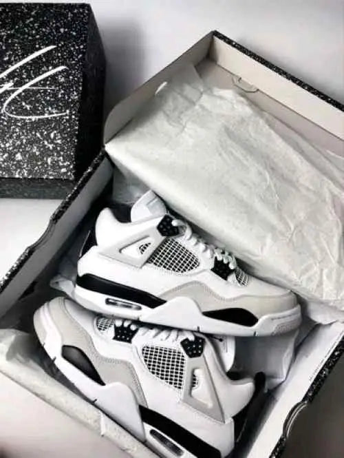 jordan retro 4 MILITARY BLACK SEMI UA