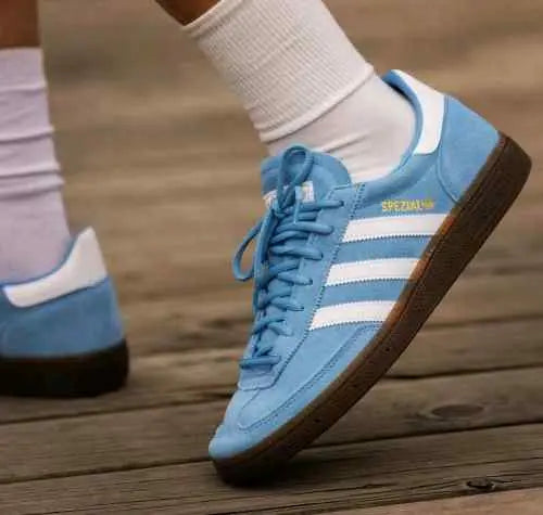 ADIDASS samba handball spezial sky blue