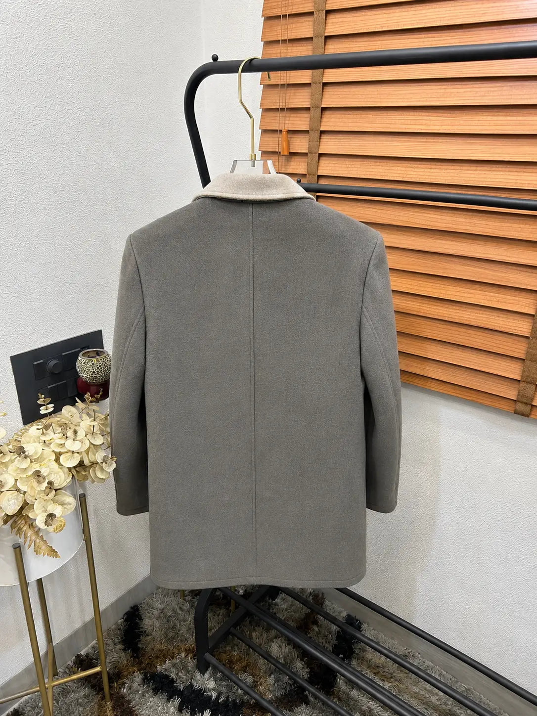 Arman_i Exchange Imported Highly Demanded Exclusive Long Coat (DN 611)