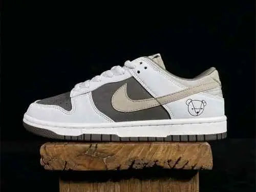 Nikkee Sb Dunk Low x Otomo Katsuhiro Dark Brown