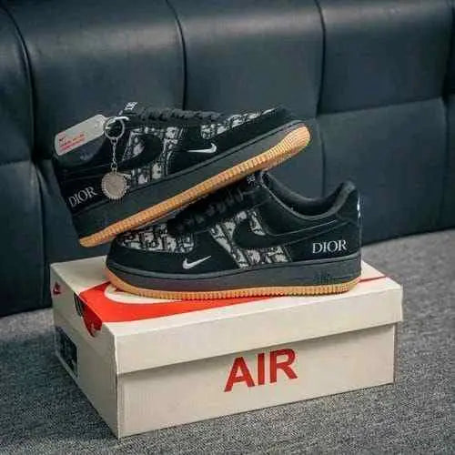 nikee airforce 1 low dioorr black