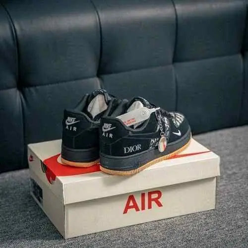 nikee airforce 1 low dioorr black