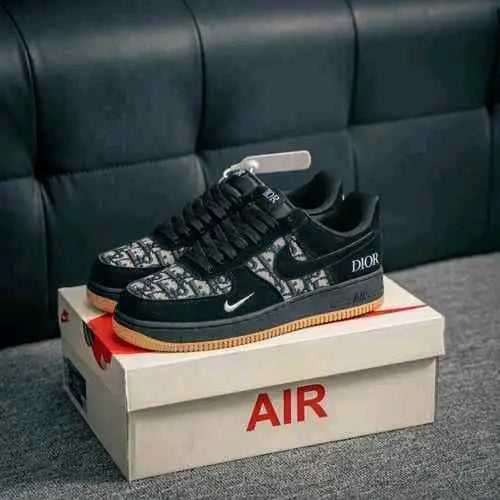 nikee airforce 1 low dioorr black